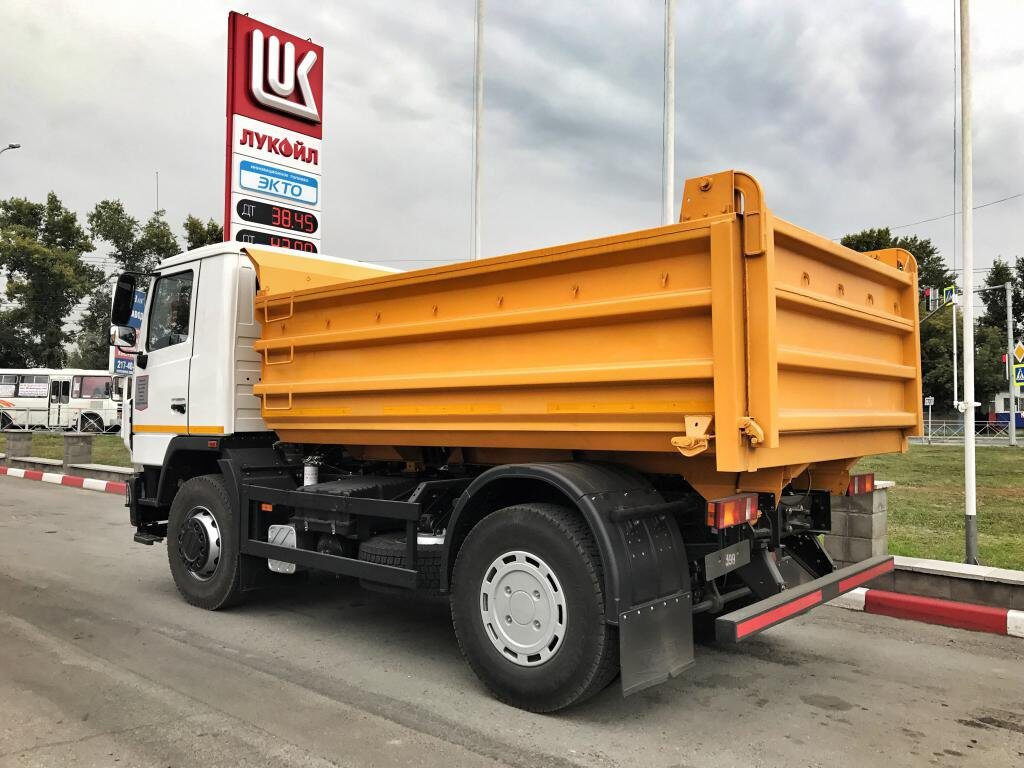 МАЗ-5550C3-521-000 - Самосвал: фото 3 МАЗ-5550C3-521-000 - Самосвал: фото 3