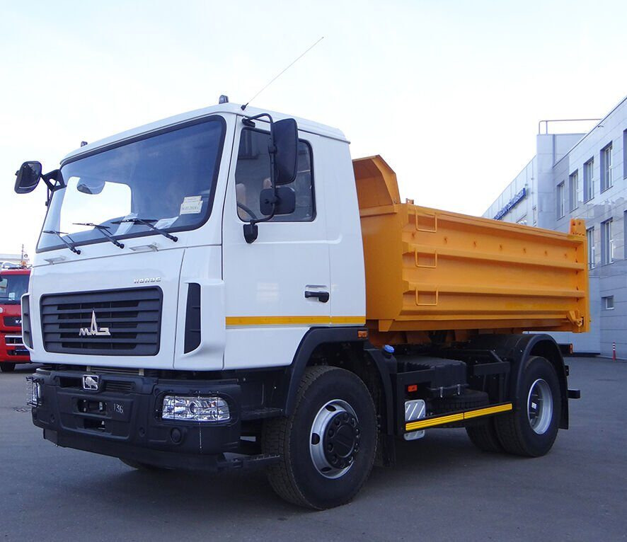МАЗ-5550С3-581-000 - Самосвал: фото 1 МАЗ-5550С3-581-000 - Самосвал: фото 1