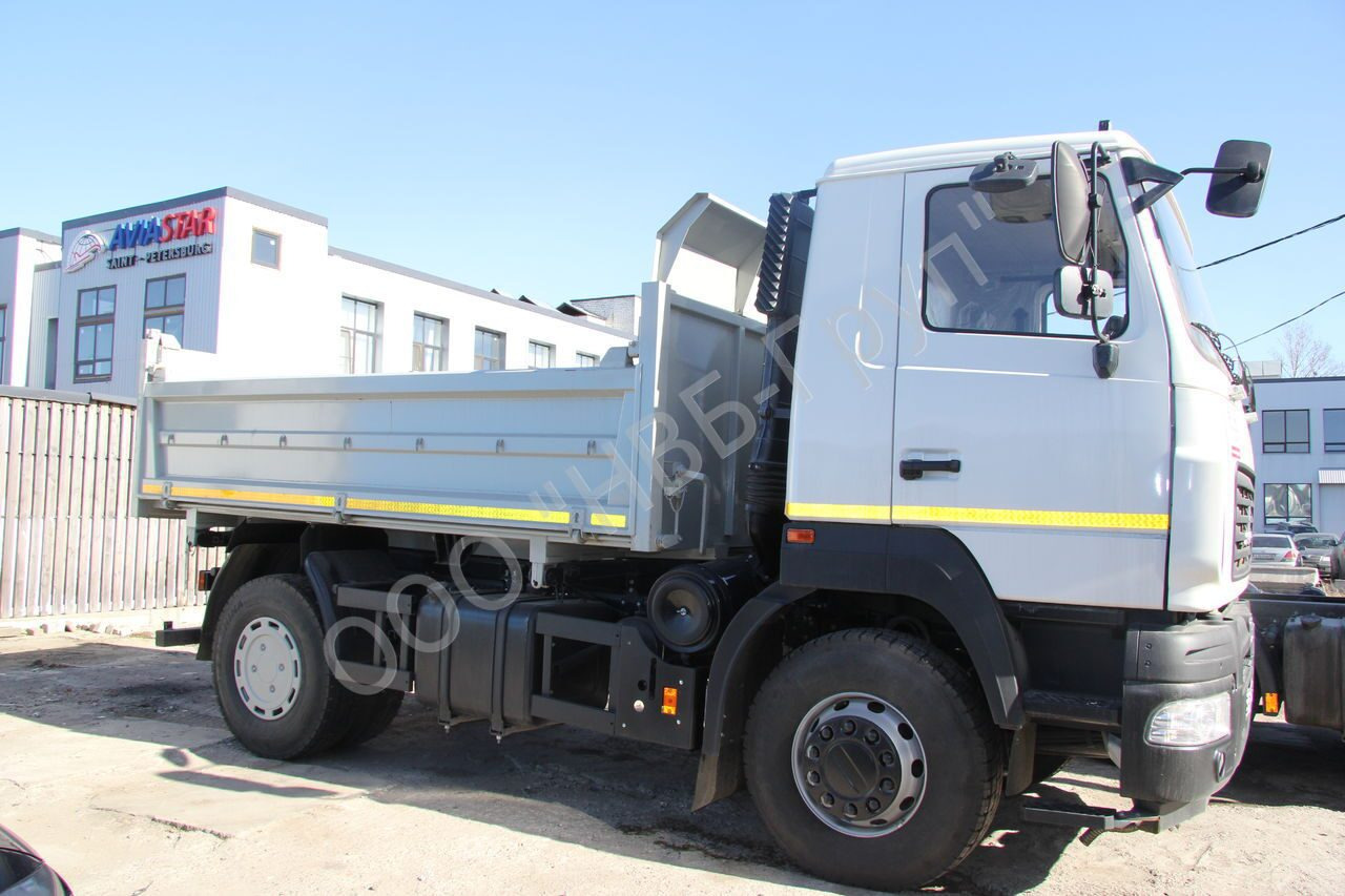 МАЗ-5550С5-580-021 - Самосвал: фото 2 МАЗ-5550С5-580-021 - Самосвал: фото 2