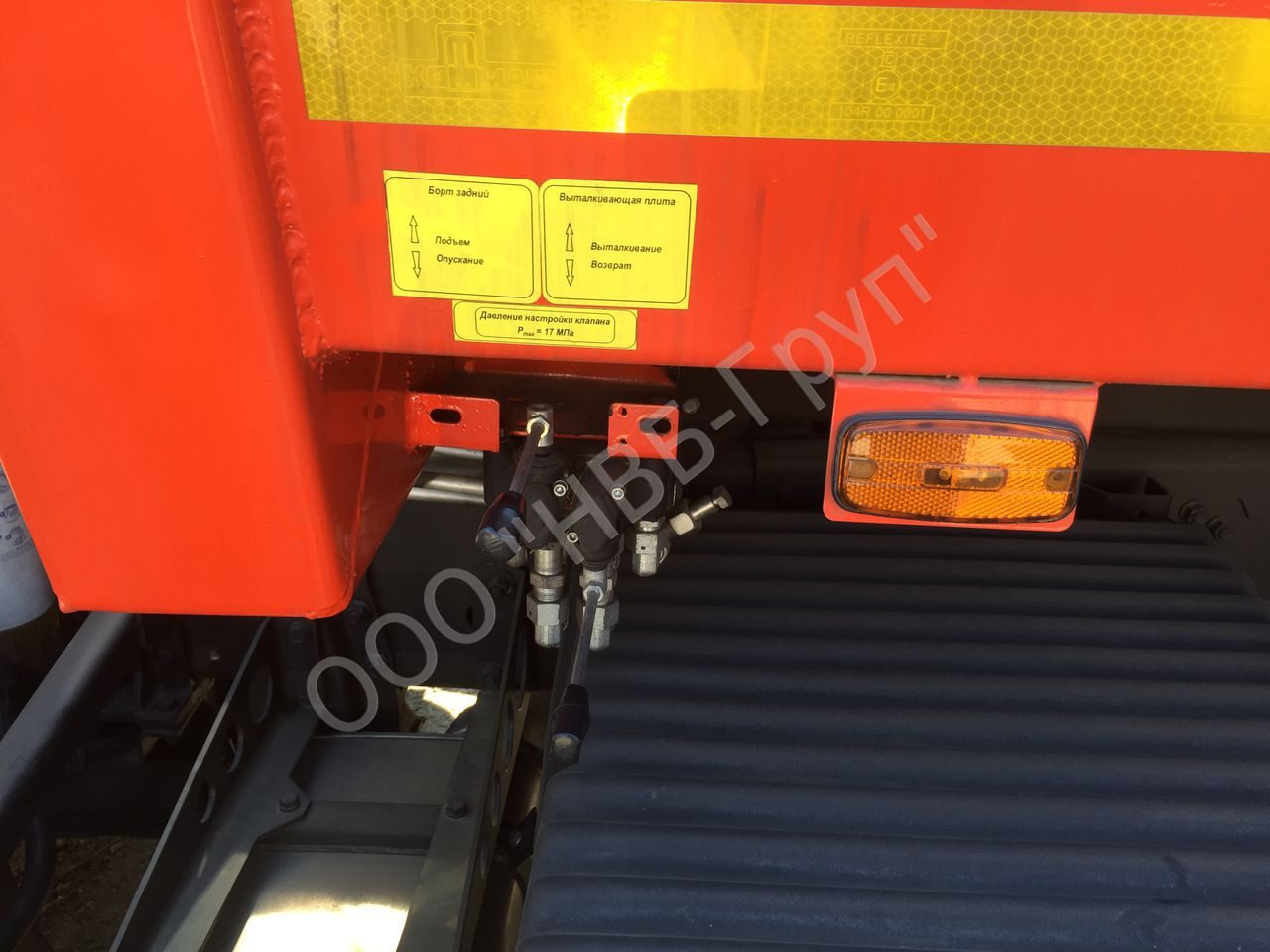 Мусоровоз МАЗ-5907В2 (КО-427-73): фото 9 Мусоровоз МАЗ-5907В2 (КО-427-73): фото 9