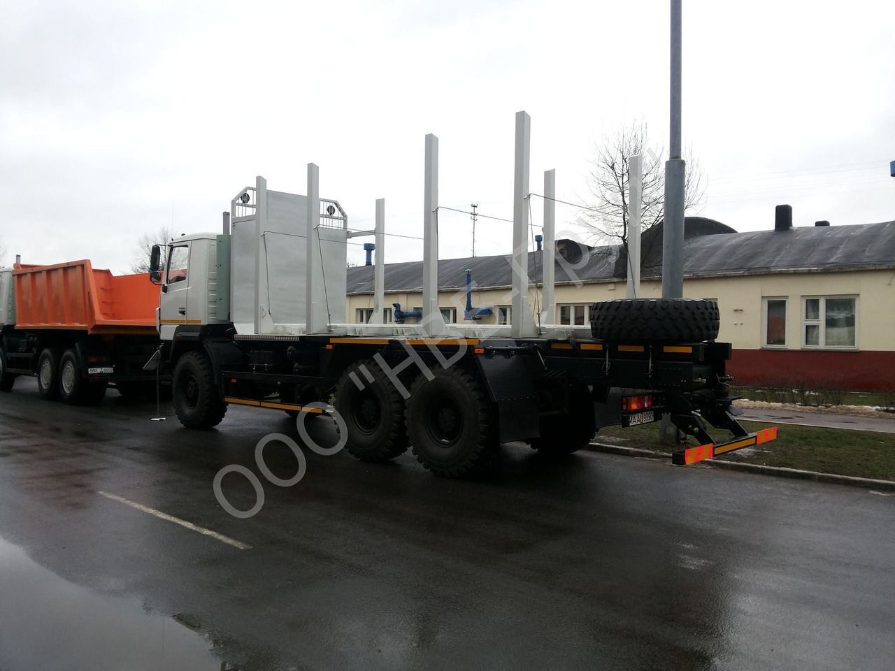 МАЗ-6302С9-576-052 - Лесовоз, сортиментовоз: фото 2 МАЗ-6302С9-576-052 - Лесовоз, сортиментовоз: фото 2