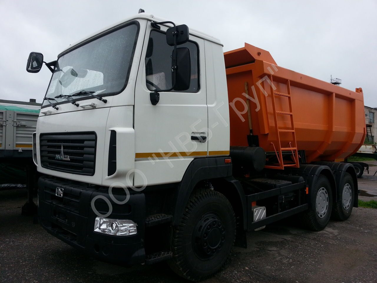 МАЗ-650128-581-000 - Самосвал: фото 1 МАЗ-650128-581-000 - Самосвал: фото 1