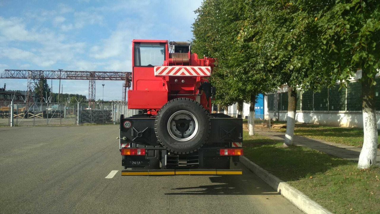 МАЗ КС-45729А-С-02 - Автокран: фото 4 МАЗ КС-45729А-С-02 - Автокран: фото 4