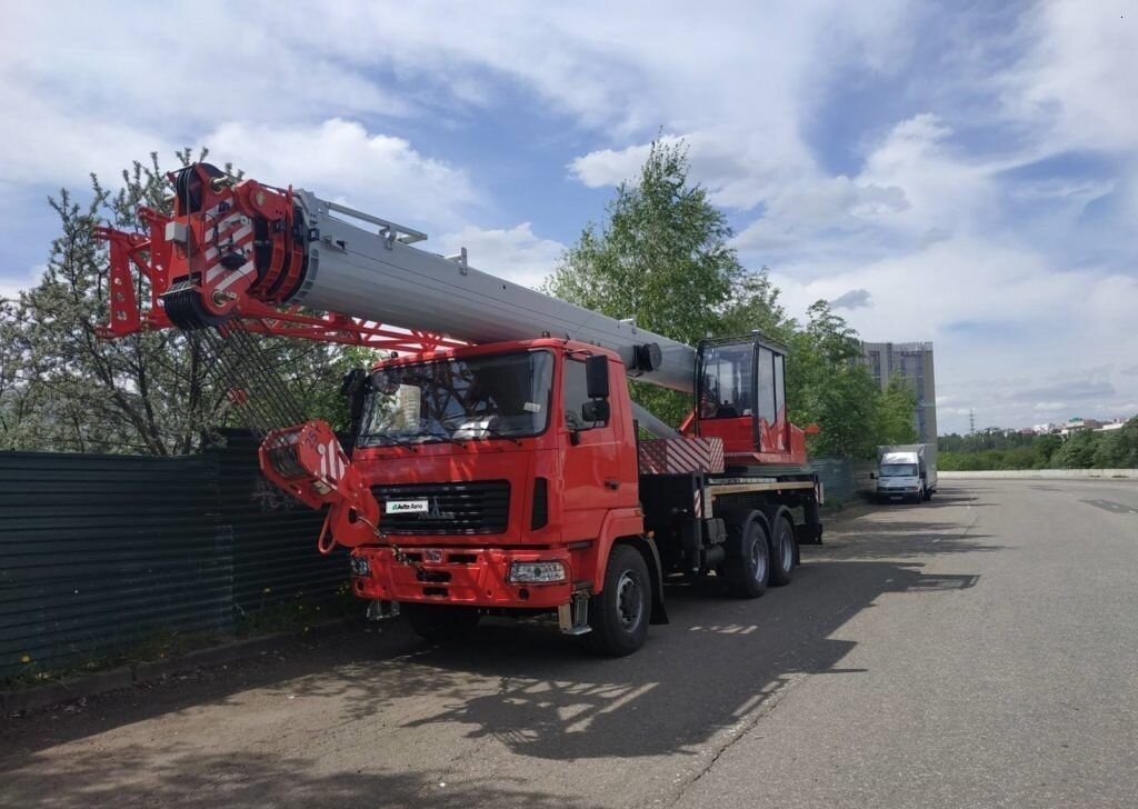 МАЗ КС-5575BY-C-2-12 - Автокран: фото 3 МАЗ КС-5575BY-C-2-12 - Автокран: фото 3