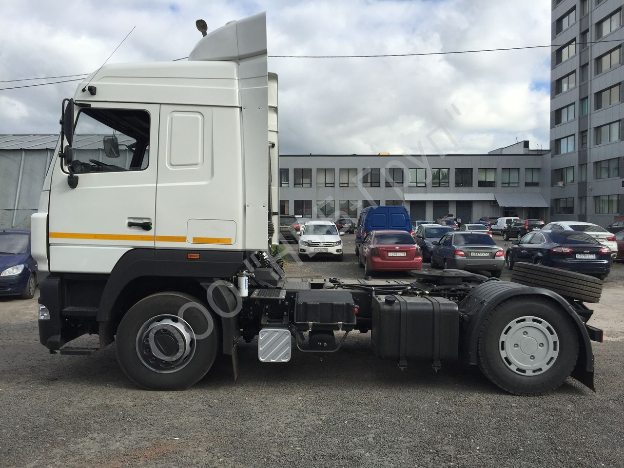 Тягач МАЗ-5440С9-520-032: фото 8