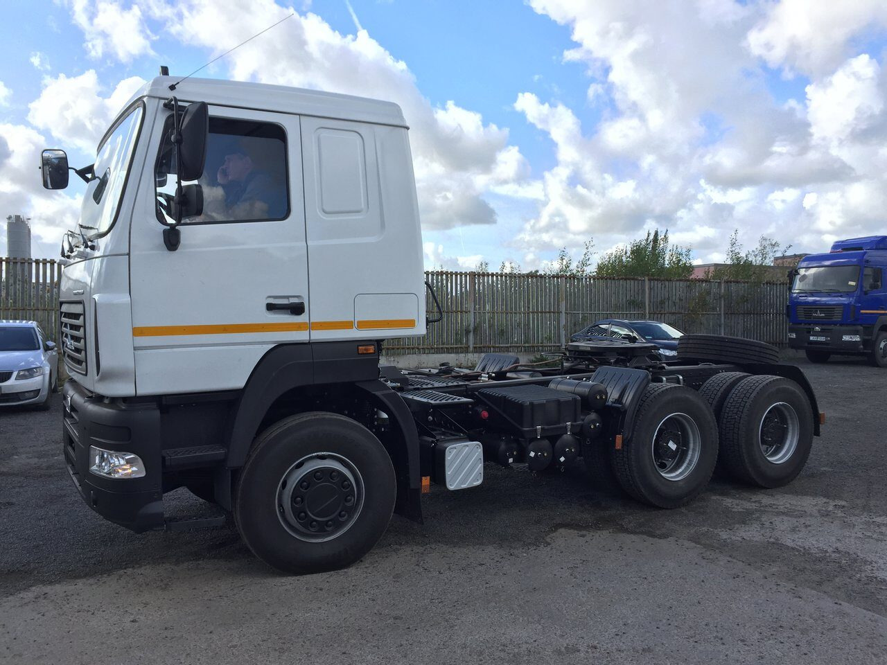 Тягач МАЗ-643028-8579-011 с гидроотбором: фото 12