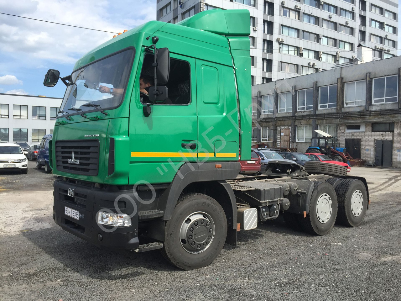 Тягач МАЗ-6430С9-520-010: фото 11