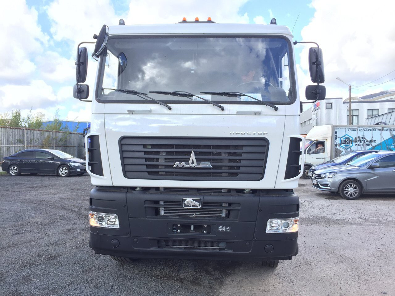 МАЗ-6430С9-8529-012 с гидроотбором - Тягач: фото 2 МАЗ-6430С9-8529-012 с гидроотбором - Тягач: фото 2