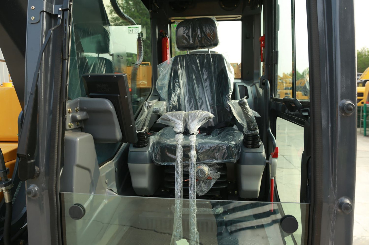 Гусеничный экскаватор Экскаватор MaxPower ME220.9: фото 6 Гусеничный экскаватор Экскаватор MaxPower ME220.9: фото 6