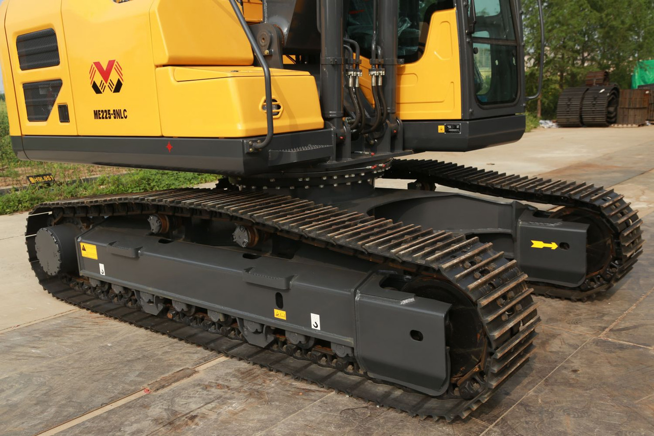 Экскаватор MaxPower ME220.9 - Гусеничный экскаватор: фото 4 Экскаватор MaxPower ME220.9 - Гусеничный экскаватор: фото 4