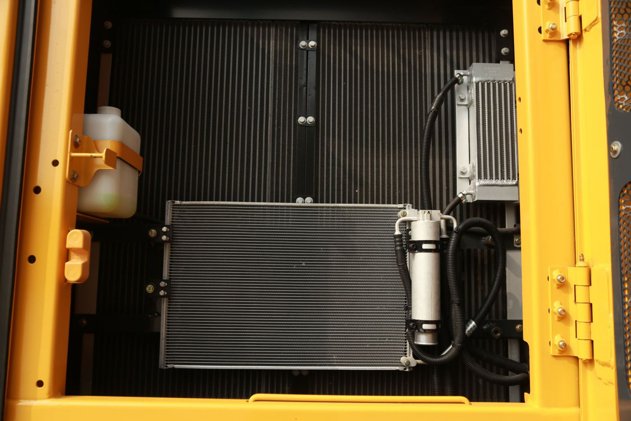 Гусеничный экскаватор Экскаватор MaxPower ME360.8 LC: фото 9