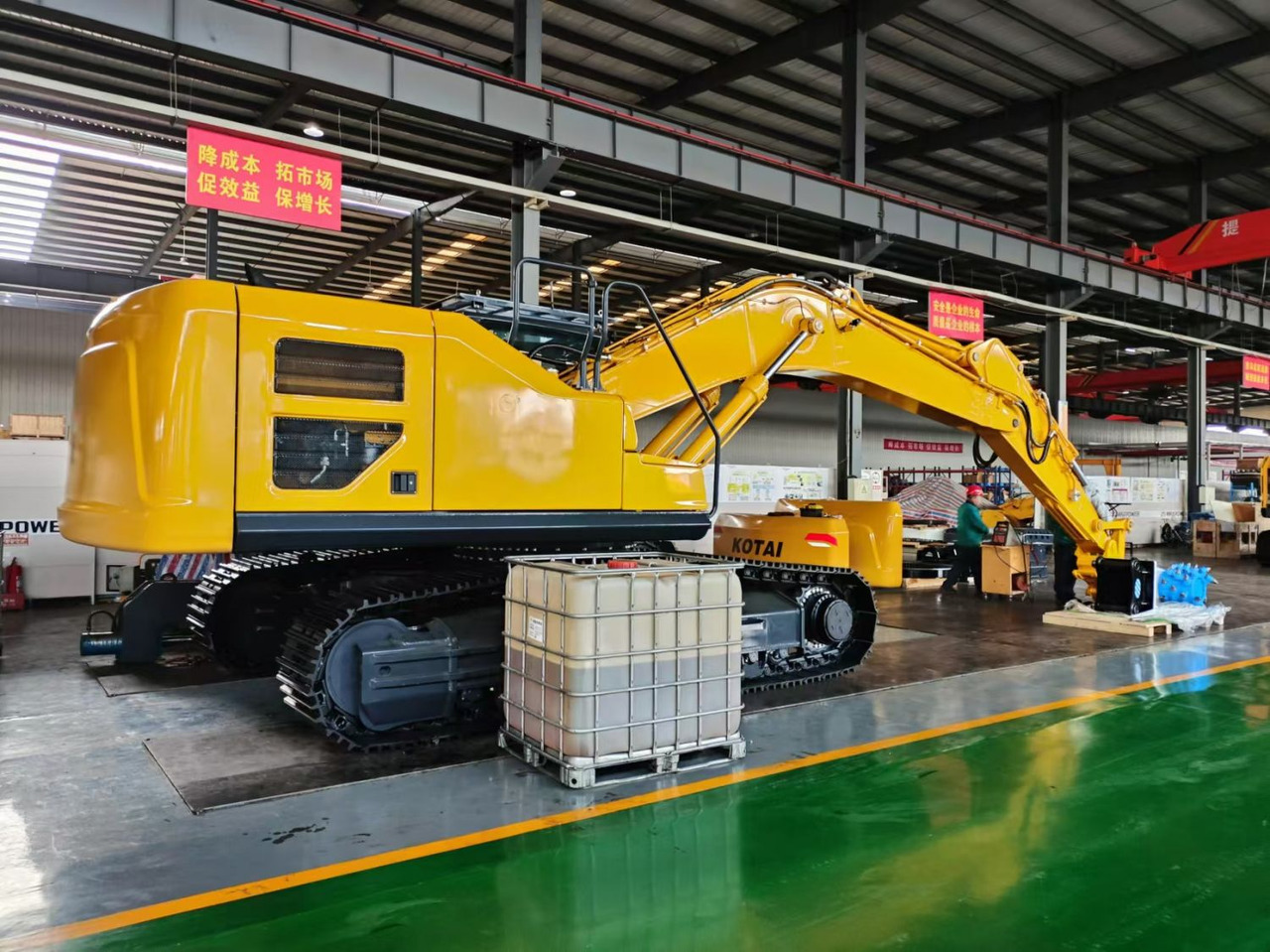 Экскаватор MaxPower ME400.9H - Гусеничный экскаватор: фото 2 Экскаватор MaxPower ME400.9H - Гусеничный экскаватор: фото 2