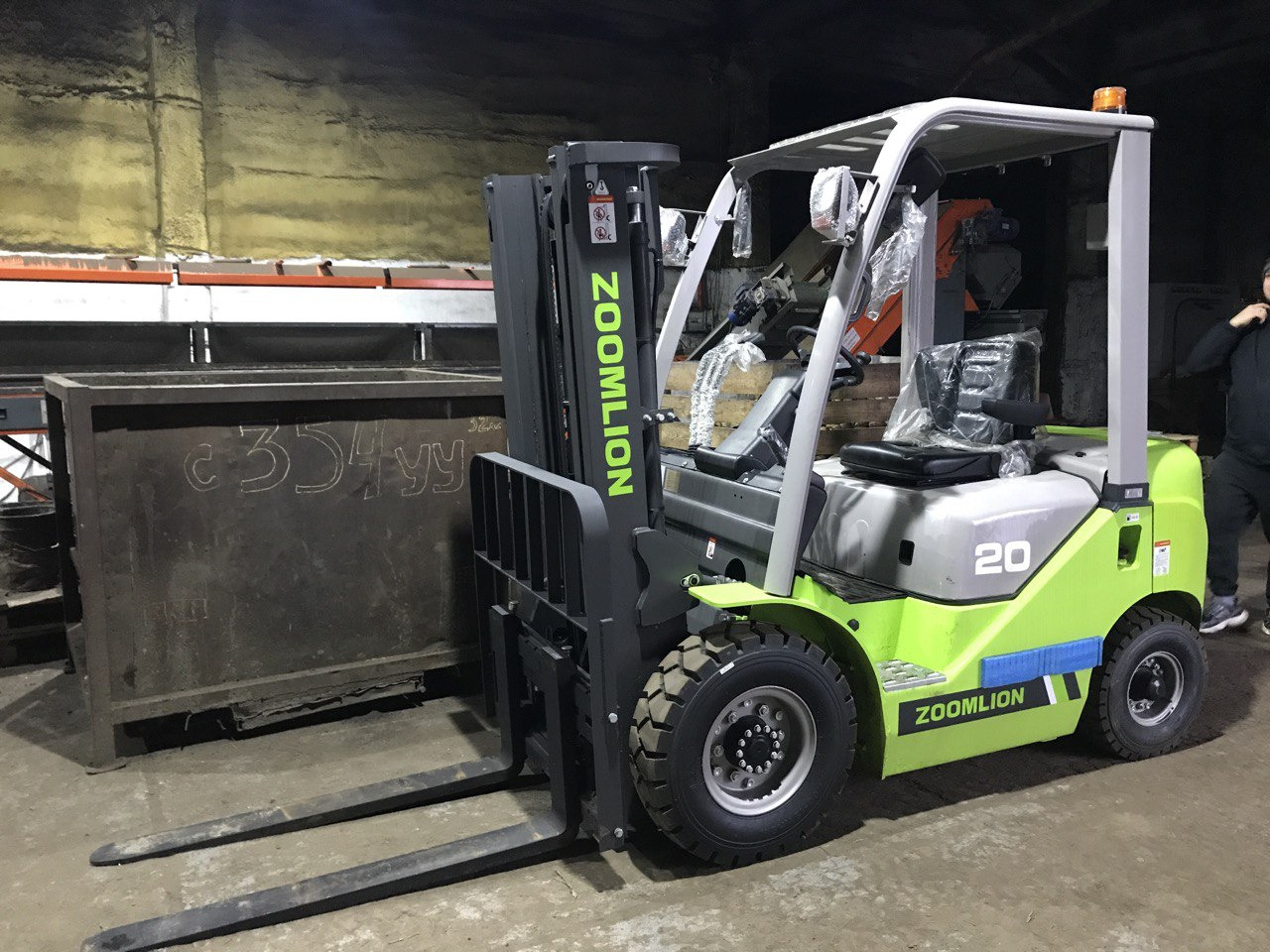 ZOOMLION FD20 - Дизельный погрузчик: фото 3 ZOOMLION FD20 - Дизельный погрузчик: фото 3