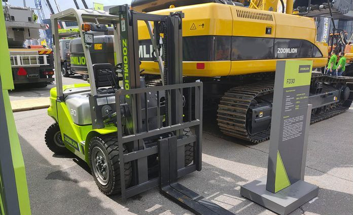 Zoomlion FD30 - Дизельный погрузчик: фото 2 Zoomlion FD30 - Дизельный погрузчик: фото 2