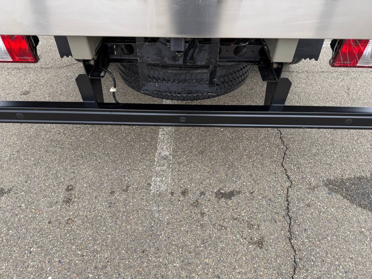 ISUZU Elf ЕМ7 - Рефрижератор: фото 5 ISUZU Elf ЕМ7 - Рефрижератор: фото 5