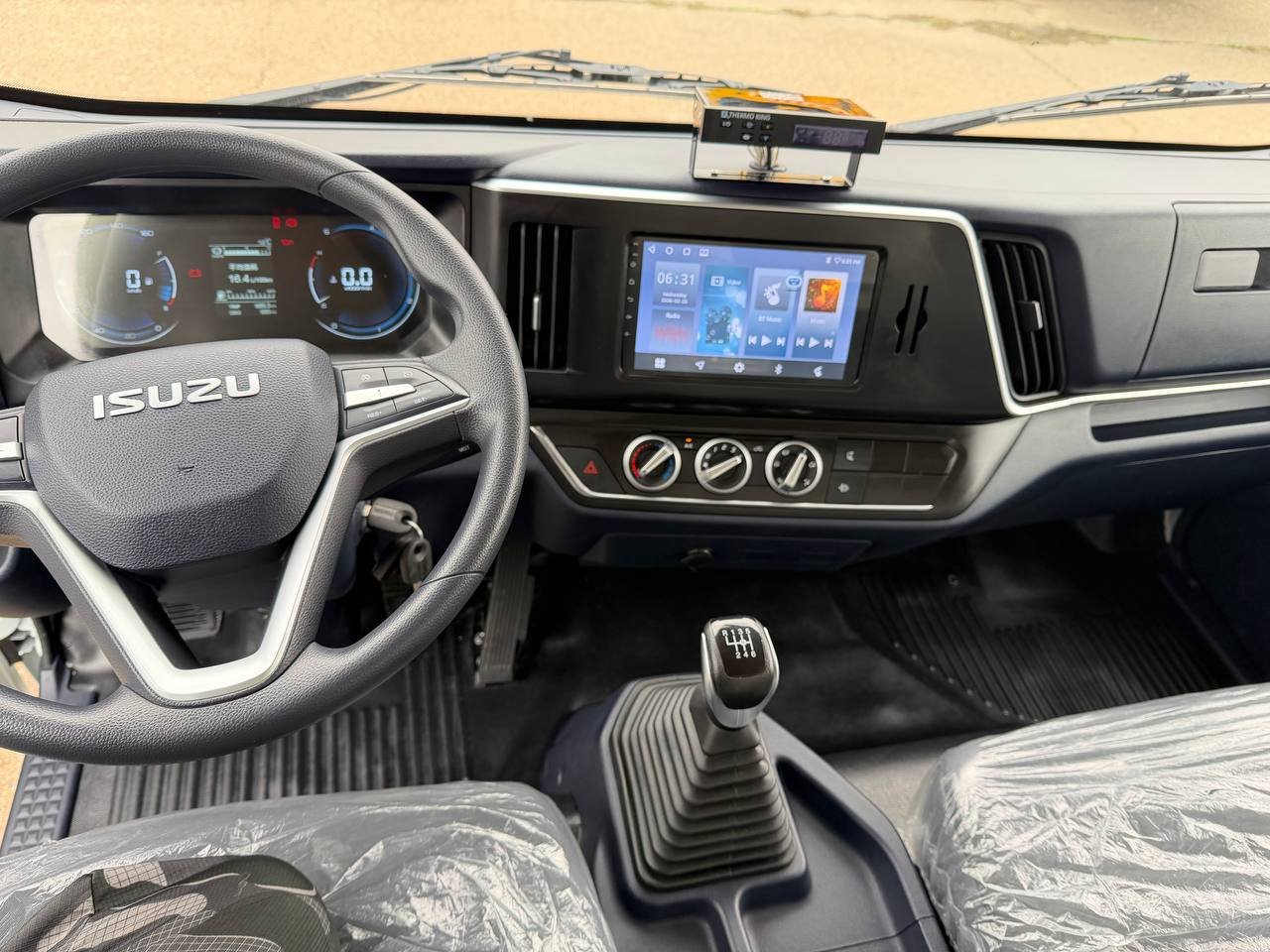 Новый Рефрижератор Для транспортировки пищевых продуктов ISUZU Elf ЕМ7: фото 39