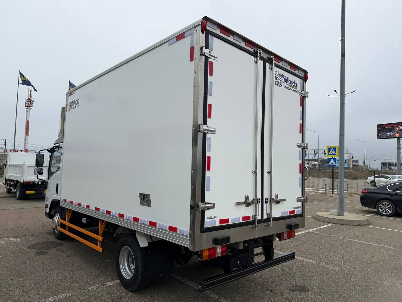 Новый Рефрижератор Для транспортировки пищевых продуктов ISUZU Elf ЕМ7: фото 44