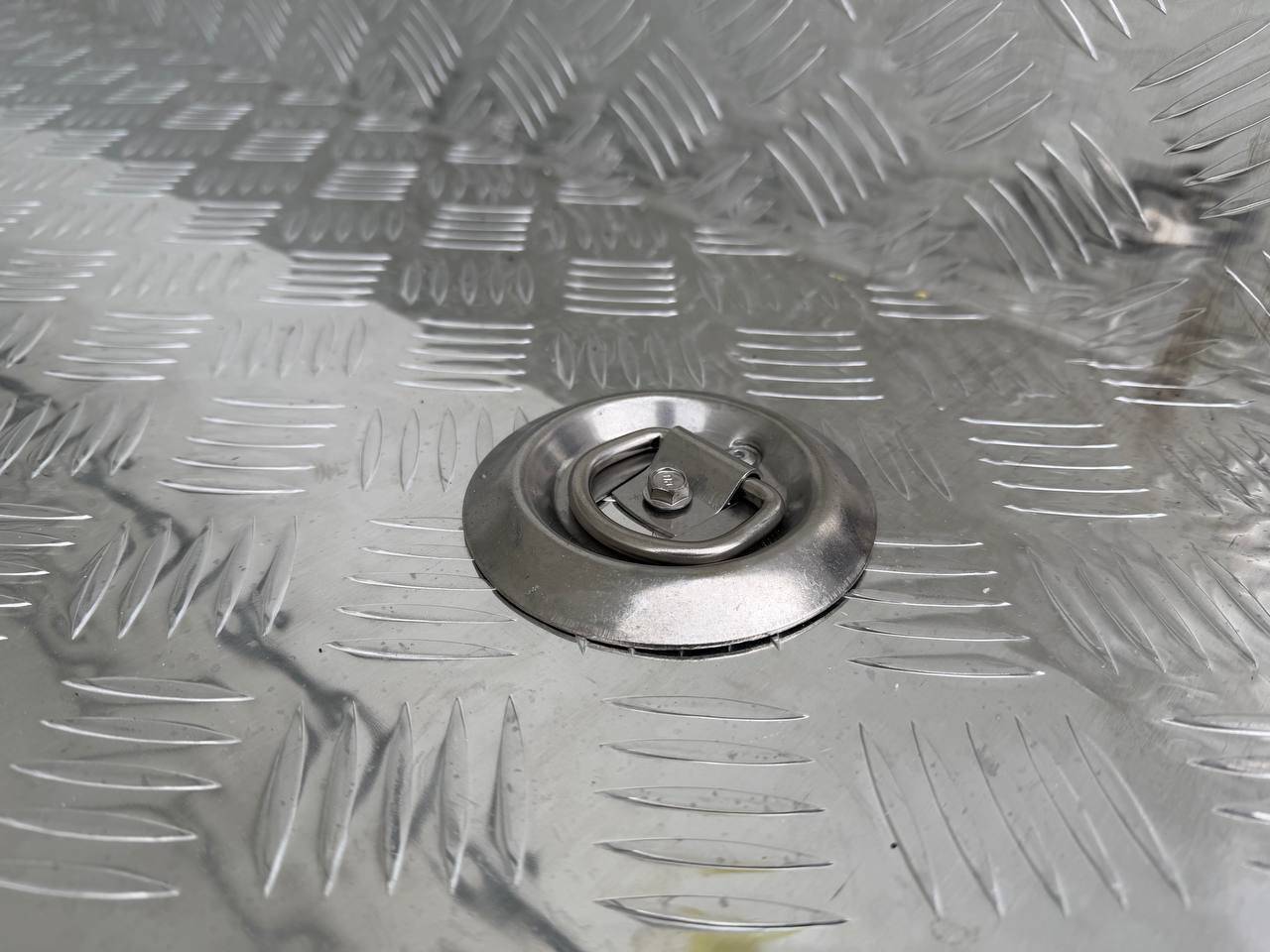 Новый Рефрижератор Для транспортировки пищевых продуктов ISUZU Elf ЕМ7: фото 13