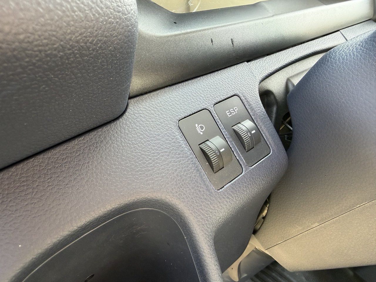 Новый Изотермический грузовик ISUZU Elf ЕМ7: фото 30