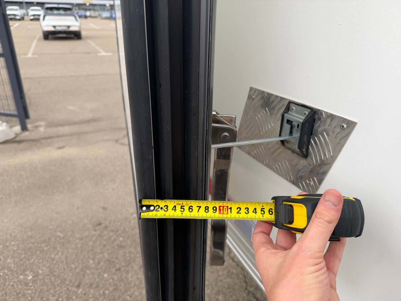 Новый Рефрижератор Для транспортировки пищевых продуктов ISUZU Elf ЕМ7: фото 18