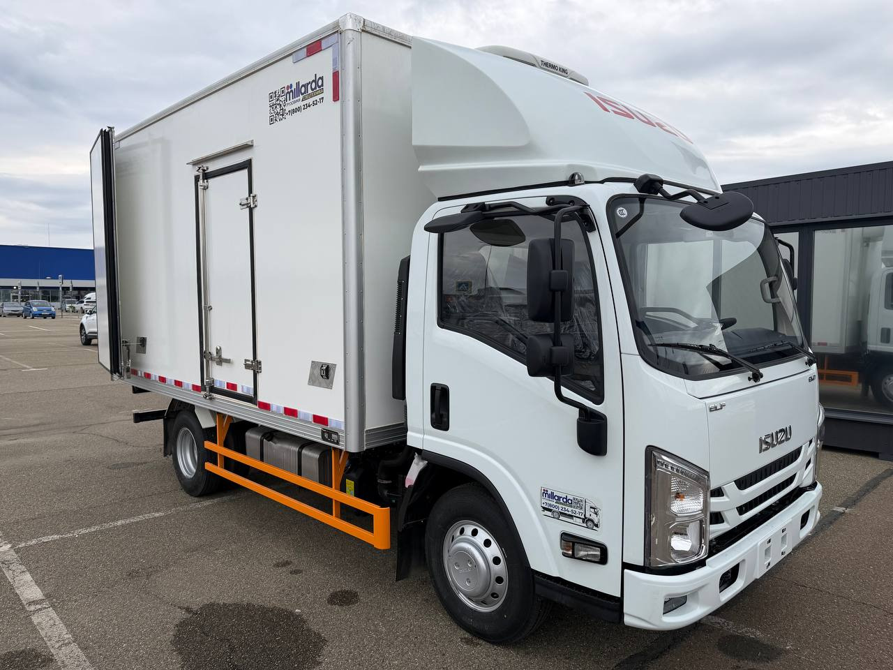 ISUZU Elf ЕМ7 - Рефрижератор: фото 1 ISUZU Elf ЕМ7 - Рефрижератор: фото 1