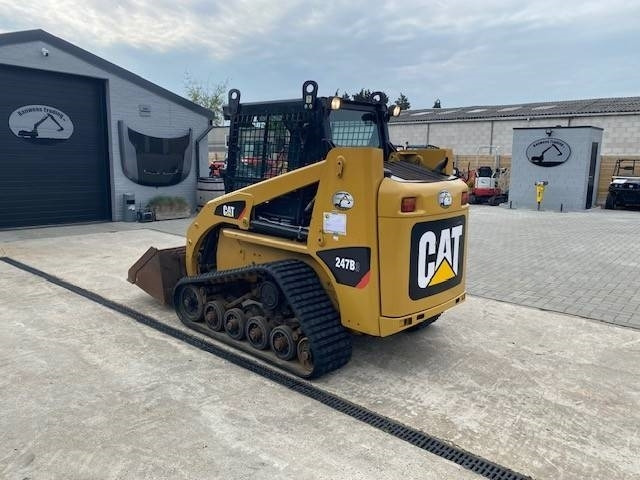 CAT 247 B 3 - Мини-погрузчик с бортовым поворотом: фото 4 CAT 247 B 3 - Мини-погрузчик с бортовым поворотом: фото 4