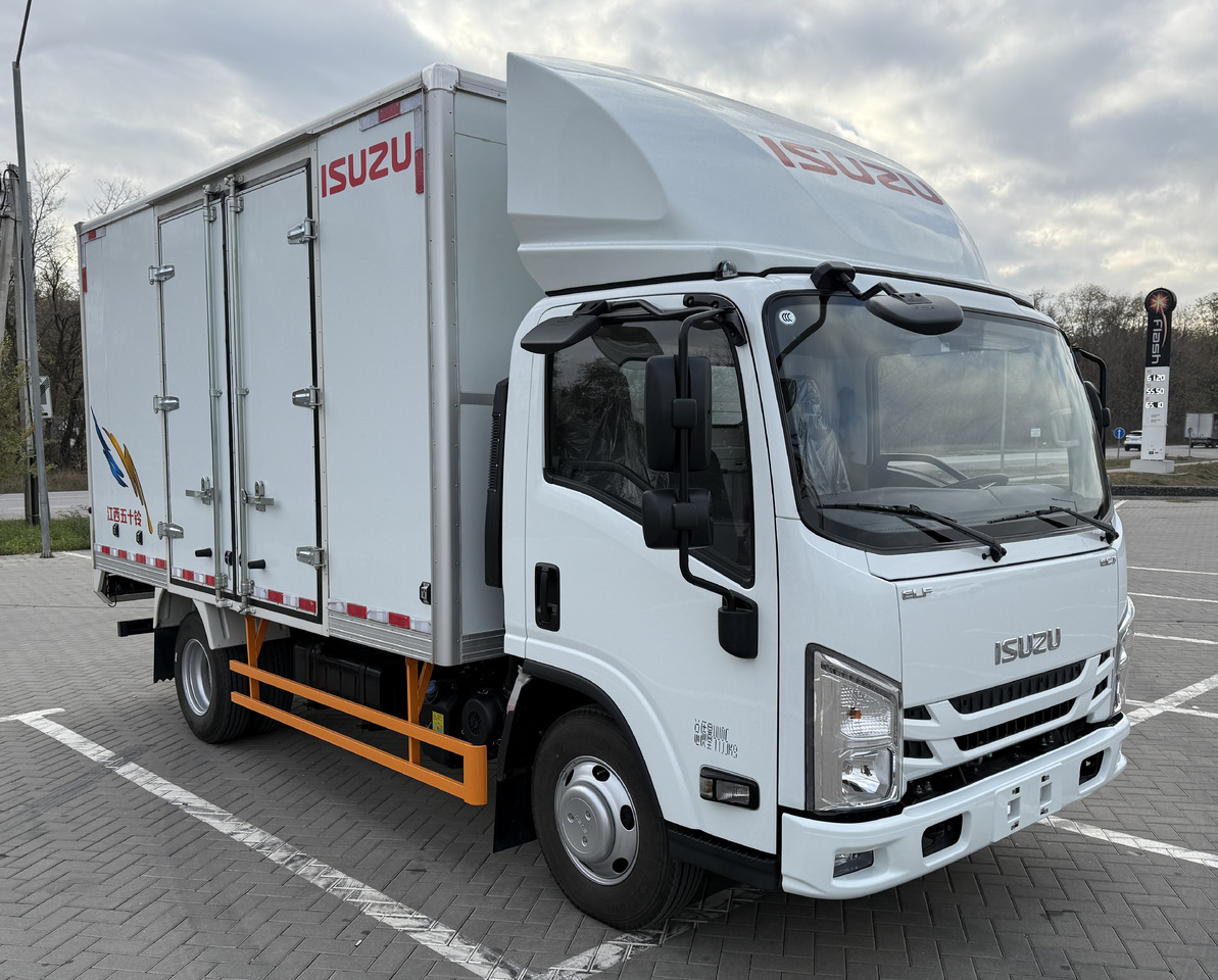 ISUZU ELF EC7 - Изотермический грузовик: фото 3 ISUZU ELF EC7 - Изотермический грузовик: фото 3