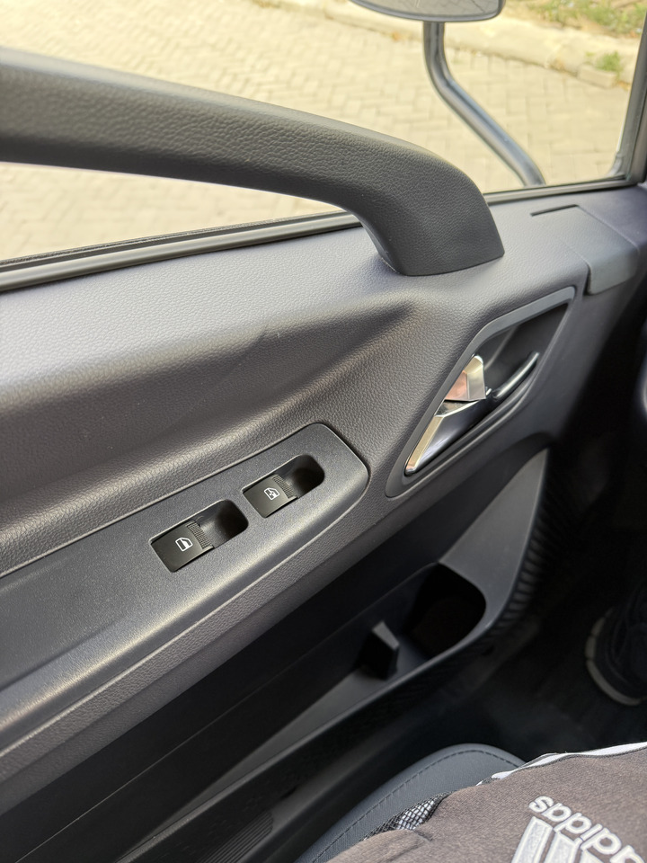 Новый Изотермический грузовик Для транспортировки пищевых продуктов ISUZU ELF: фото 41