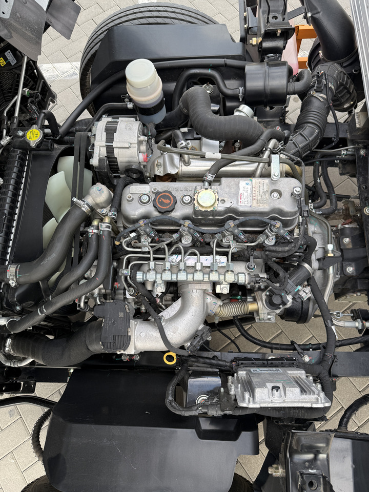 Новый Изотермический грузовик Для транспортировки пищевых продуктов ISUZU ELF: фото 33