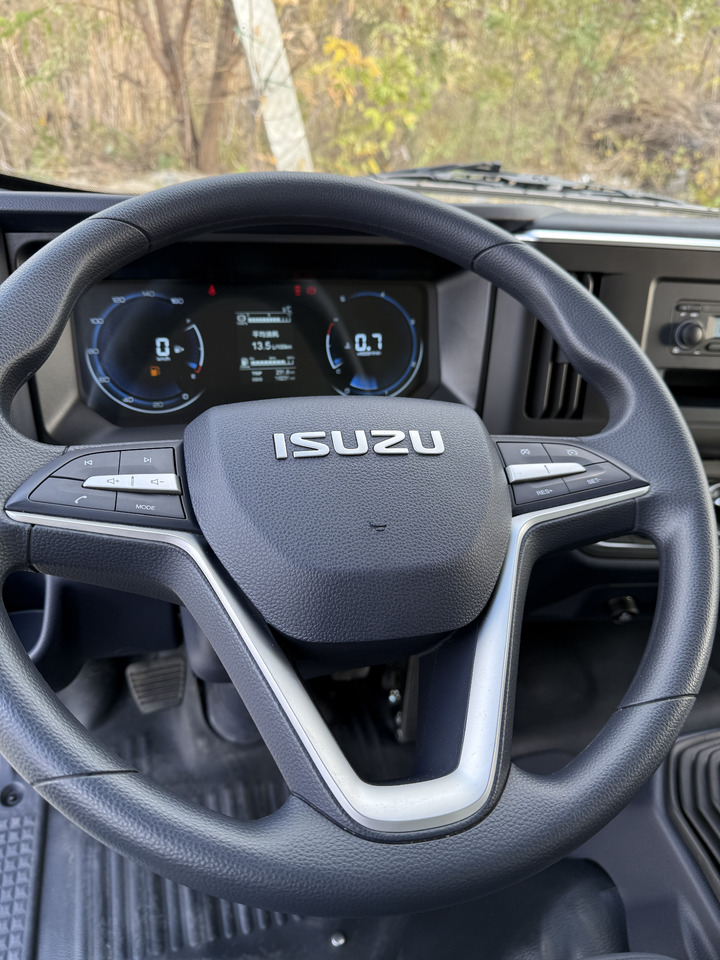 Новый Изотермический грузовик Для транспортировки пищевых продуктов ISUZU ELF: фото 44