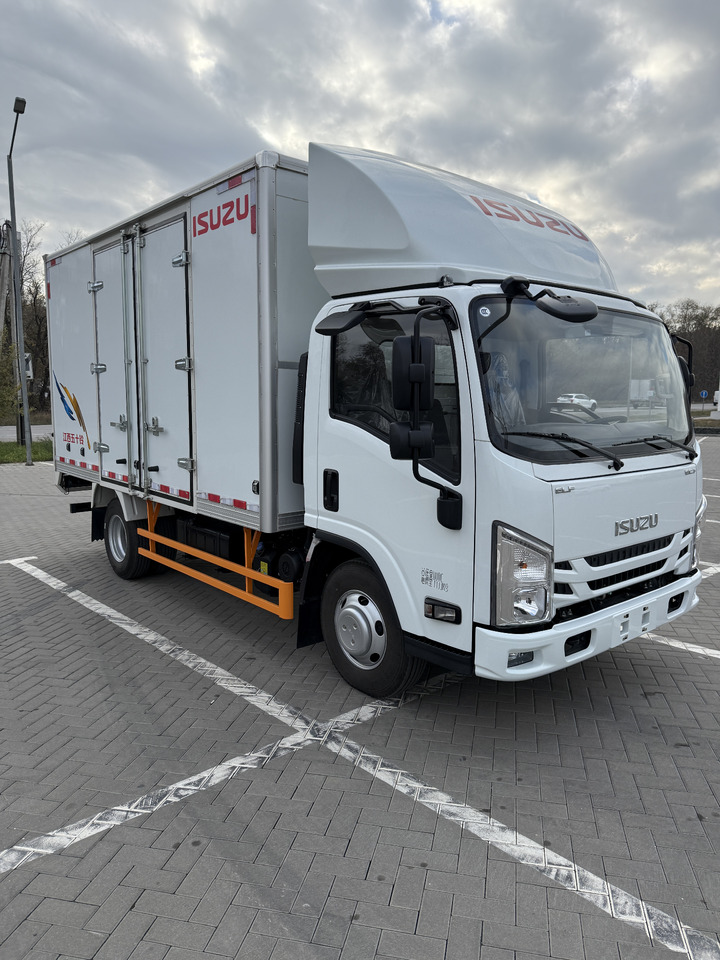ISUZU elf - Изотермический грузовик: фото 2 ISUZU elf - Изотермический грузовик: фото 2