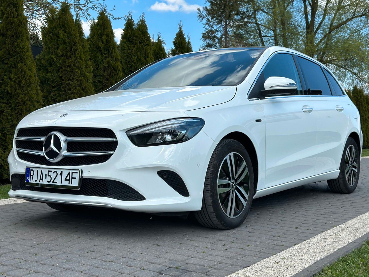 Mercedes-Benz B 250e - Легковой автомобиль: фото 3 Mercedes-Benz B 250e - Легковой автомобиль: фото 3