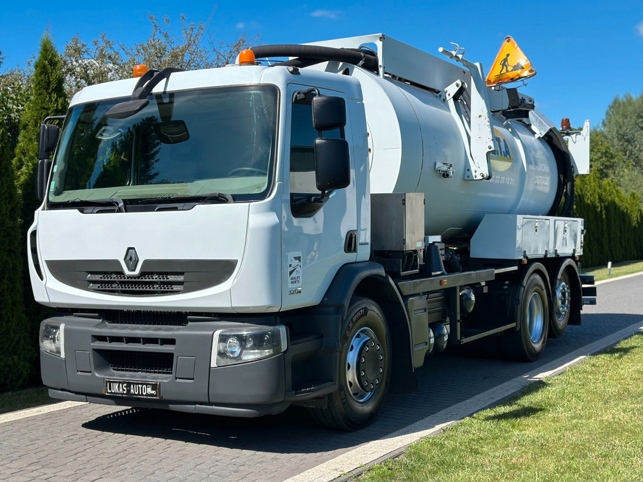 Renault PREMIUM 320 6x2 T RIVARD. TWO CHAMBERS - Ассенизатор: фото 1 Renault PREMIUM 320 6x2 T RIVARD. TWO CHAMBERS - Ассенизатор: фото 1