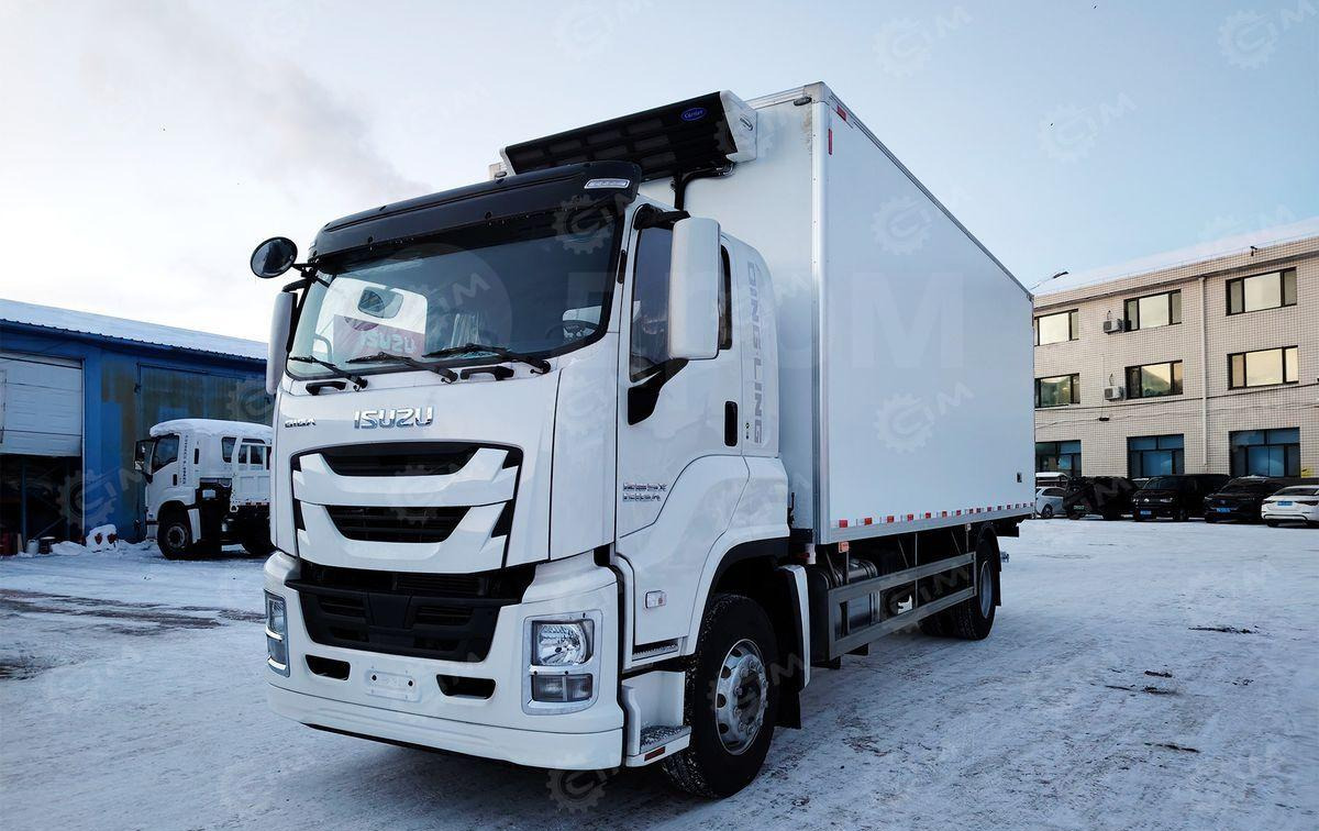 Isuzu Giga - Рефрижератор: фото 5 Isuzu Giga - Рефрижератор: фото 5