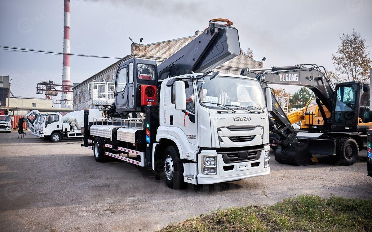 Isuzu Giga - Грузовик с подъемником: фото 1 Isuzu Giga - Грузовик с подъемником: фото 1