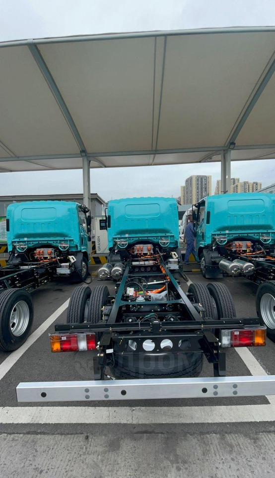 Isuzu Isuzu - Бортовой грузовик/ Платформа, Электрогрузовик: фото 2 Isuzu Isuzu - Бортовой грузовик/ Платформа, Электрогрузовик: фото 2