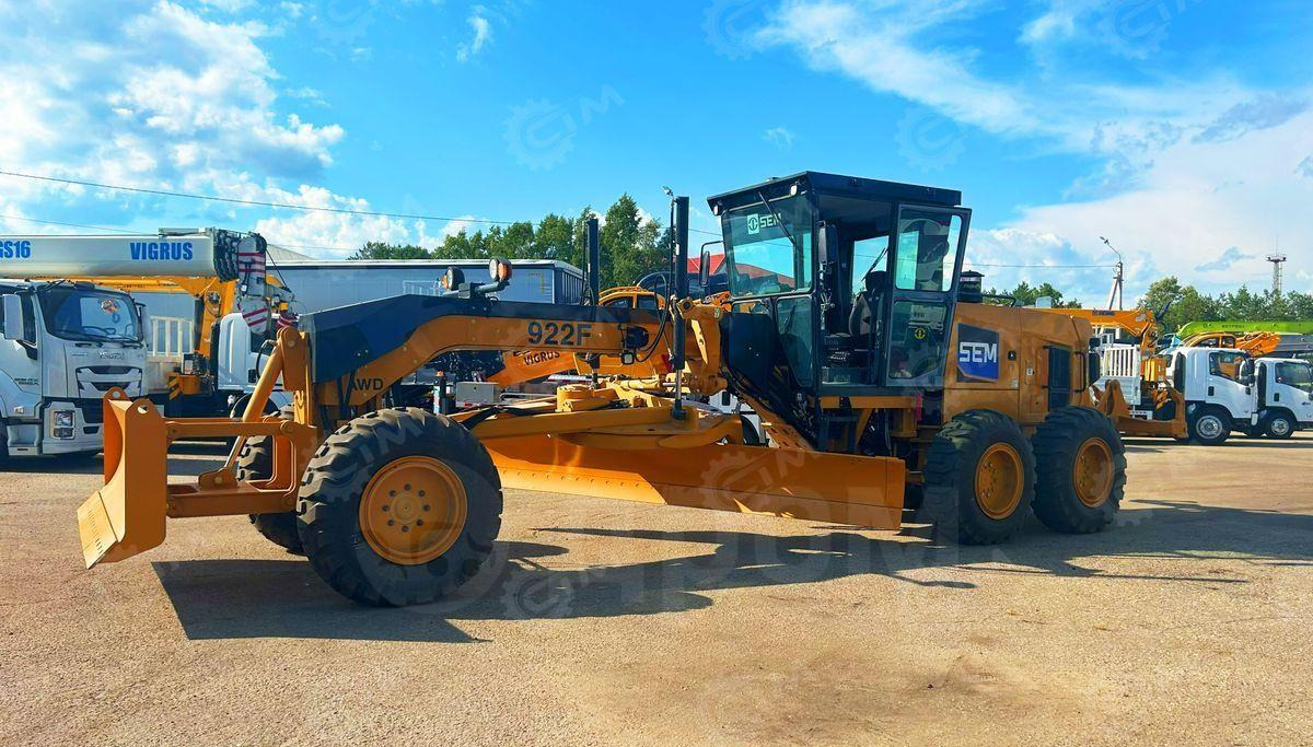 SEM 922F AWD - Грейдер: фото 2 SEM 922F AWD - Грейдер: фото 2