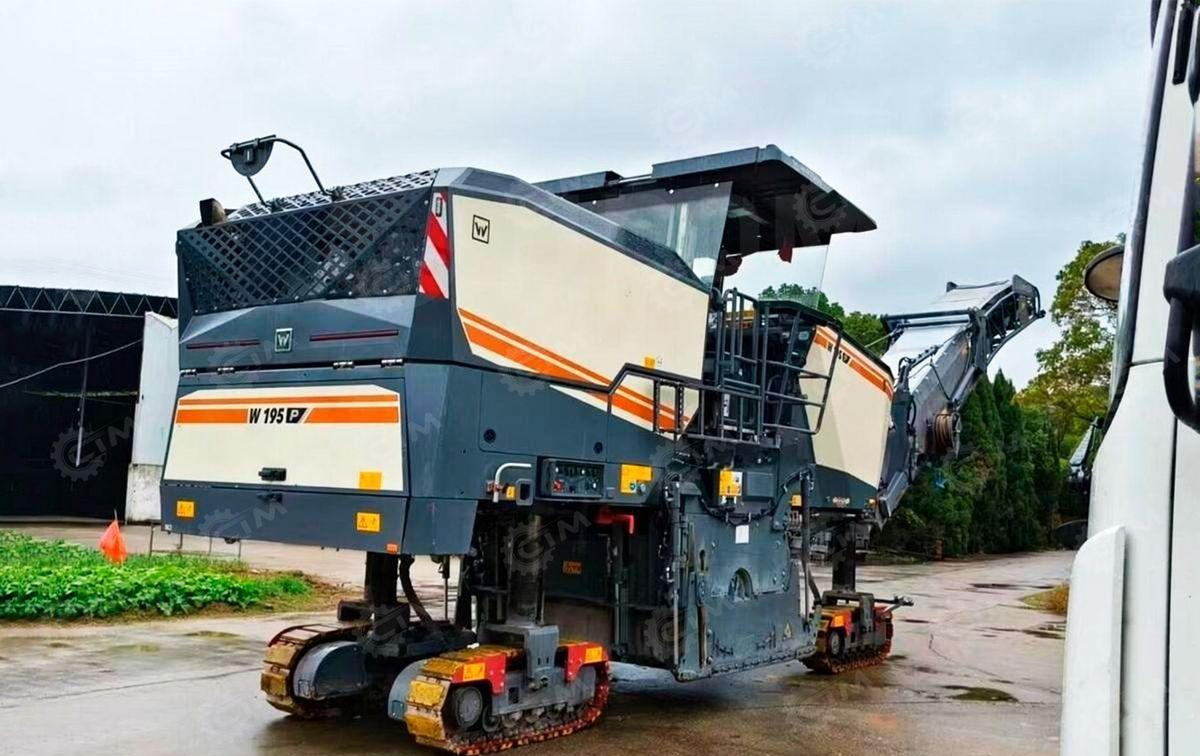 Wirtgen W195 - Дорожная фреза: фото 2 Wirtgen W195 - Дорожная фреза: фото 2
