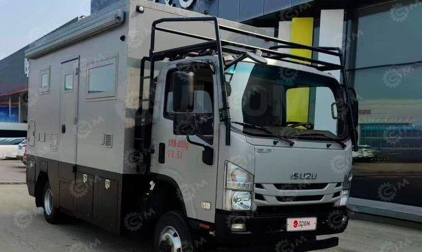 Isuzu Elf - Дом на колесах: фото 3 Isuzu Elf - Дом на колесах: фото 3