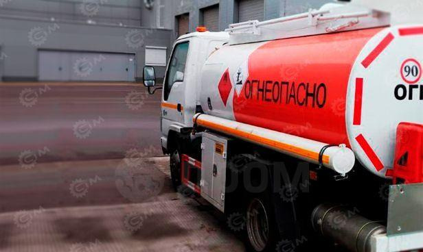 Isuzu Elf - Грузовик с цистерной: фото 3 Isuzu Elf - Грузовик с цистерной: фото 3