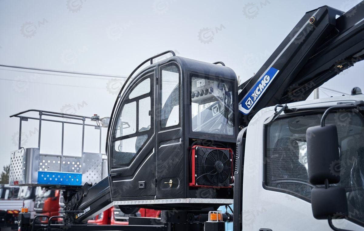 Новый Грузовик с подъемником Isuzu Elf: фото 31