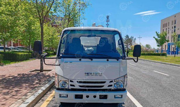 Isuzu Elf - Автоманипулятор: фото 2 Isuzu Elf - Автоманипулятор: фото 2