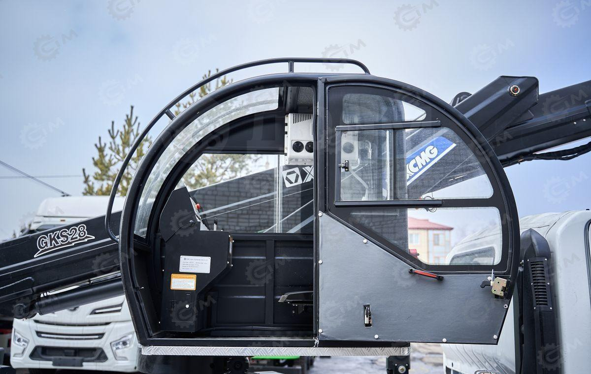 Новый Грузовик с подъемником Isuzu Elf: фото 38