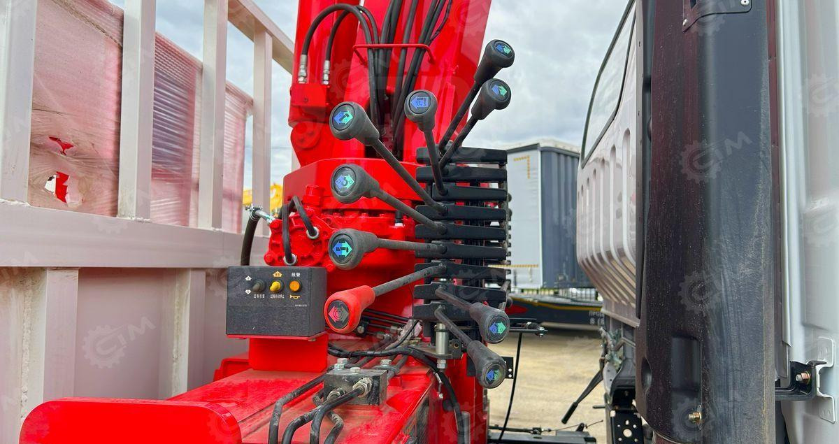 Новый Автоманипулятор Isuzu Elf: фото 11