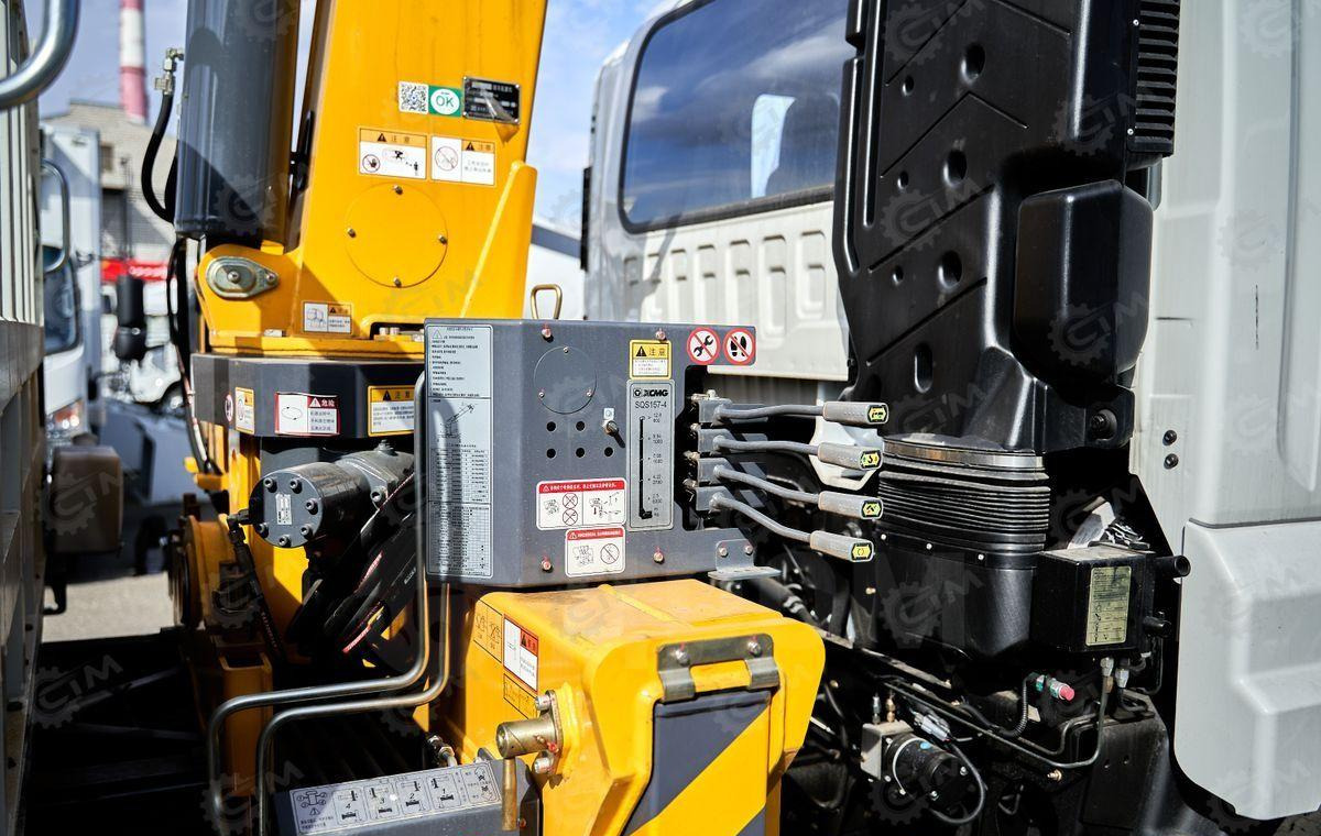 Isuzu Elf - Автоманипулятор: фото 5 Isuzu Elf - Автоманипулятор: фото 5