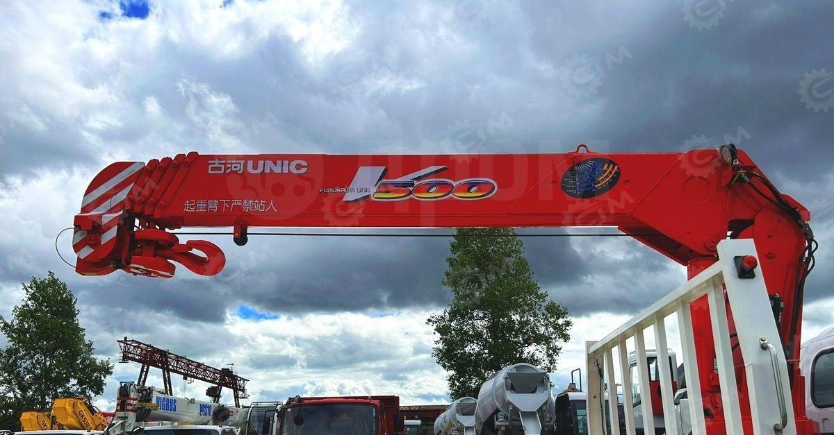 Новый Бортовой грузовик/ Платформа, Автоманипулятор Isuzu Elf: фото 11