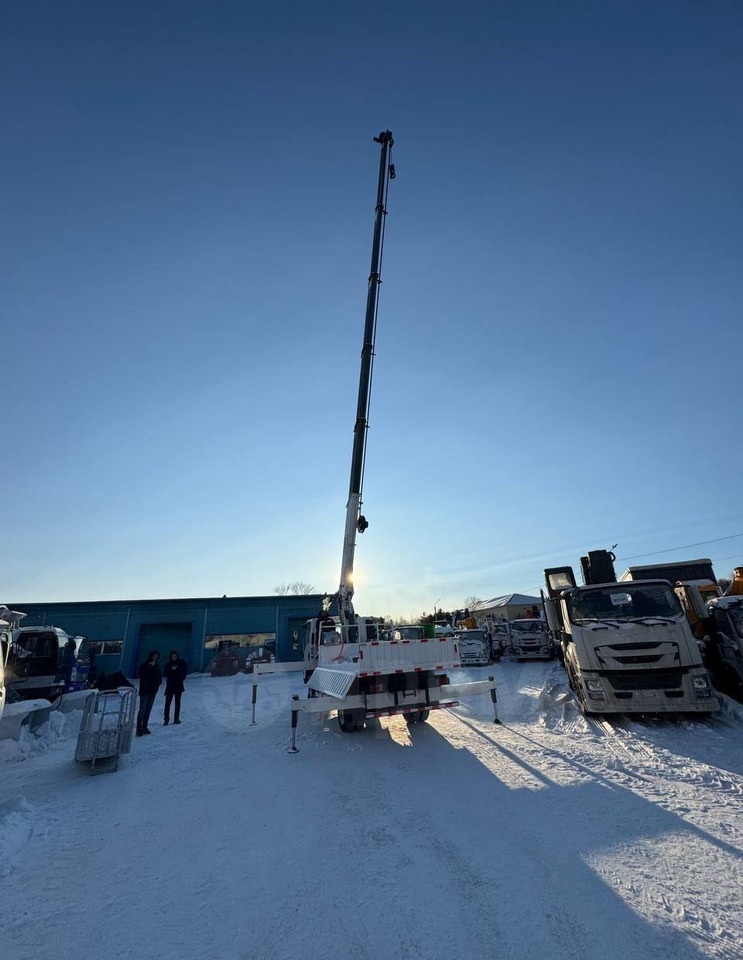 Самосвал, Автоманипулятор Isuzu Elf: фото 9 Самосвал, Автоманипулятор Isuzu Elf: фото 9