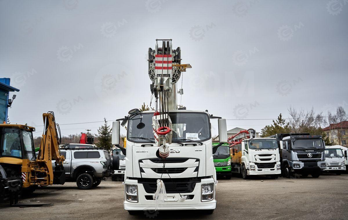 Isuzu Giga - Автокран: фото 2 Isuzu Giga - Автокран: фото 2