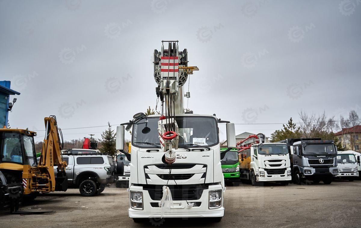 Isuzu Giga - Автокран: фото 2 Isuzu Giga - Автокран: фото 2