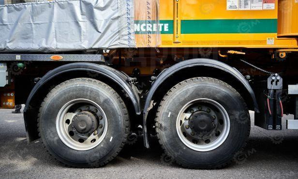 Автобетононасос Isuzu Giga: фото 23